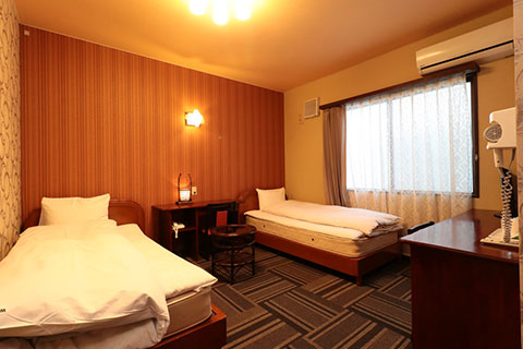 富士川町 蚕感日 ホテル「光明石の湯 いち柳」